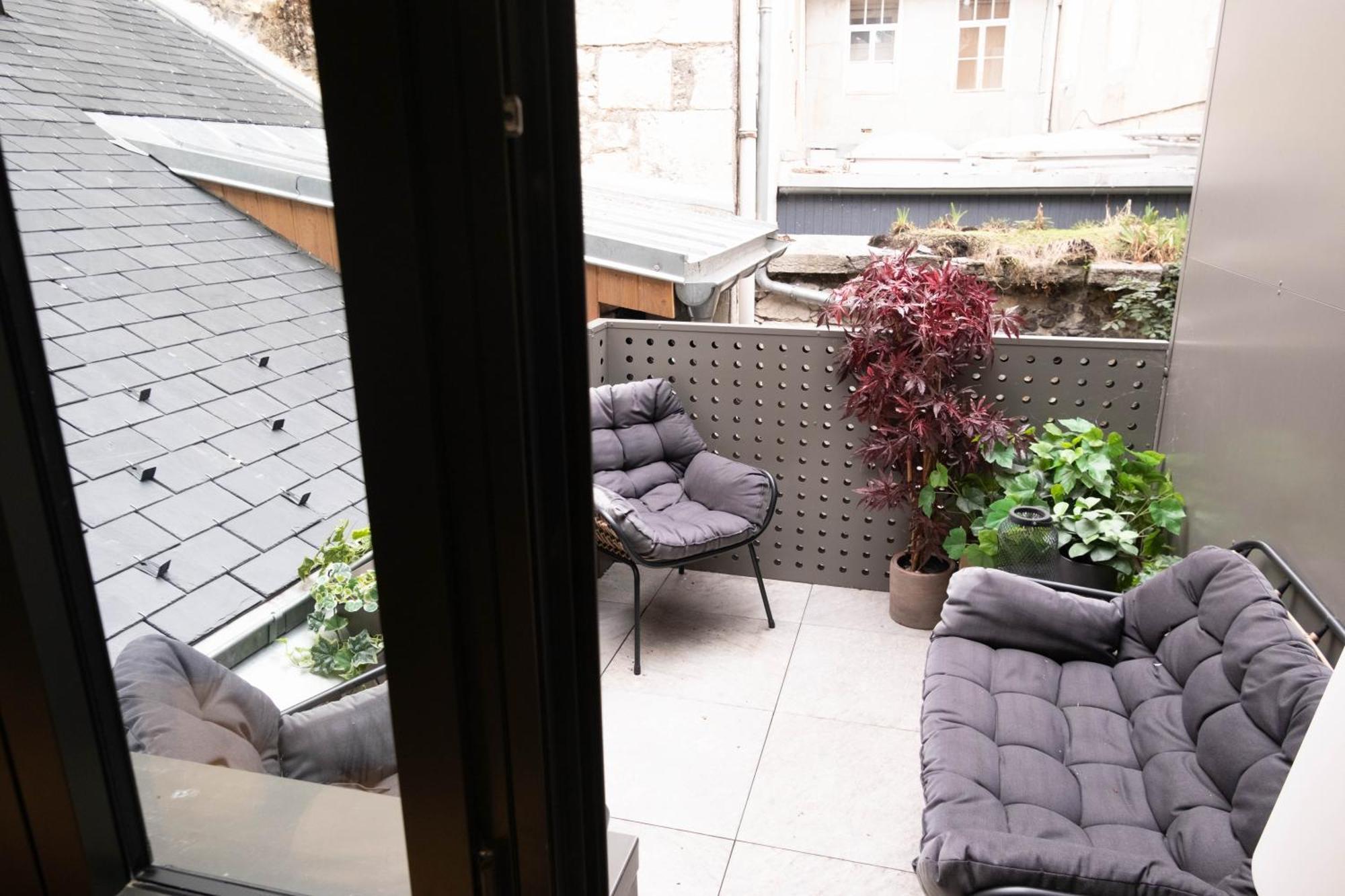 L'Instant Leger - Centre Ville Chambery Bagian luar foto